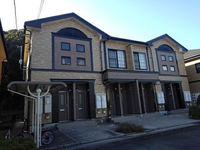 建物外観　外観は落ち着いています