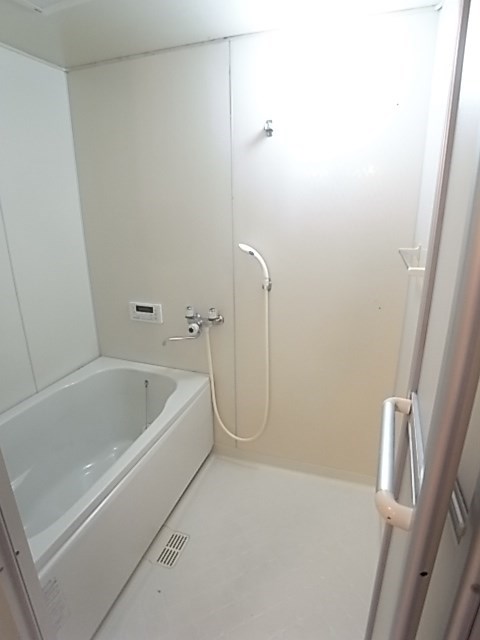 バス・シャワールーム　きれいなお風呂です