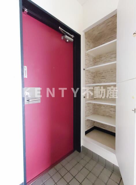 玄関　明るい玄関です