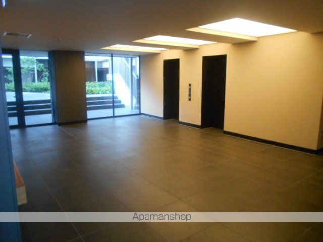 ロビー　ロビー