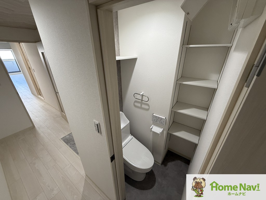 トイレ　ウォシュレット付き