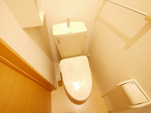 トイレ　コンパクトで使いやすいトイレです