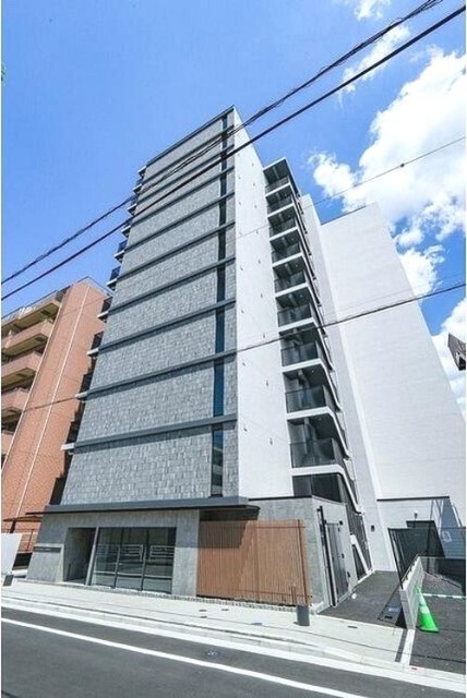 建物外観　オートロック完備