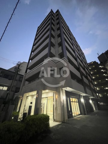建物外観　エヴァステージ梅田WEST　外観