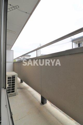 バルコニー　現況と異なる場合があります。