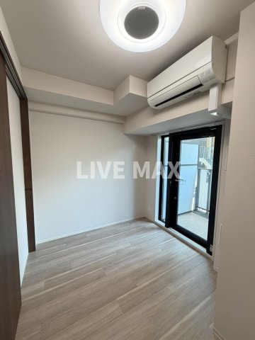 居室・リビング　※別部屋の写真になります。