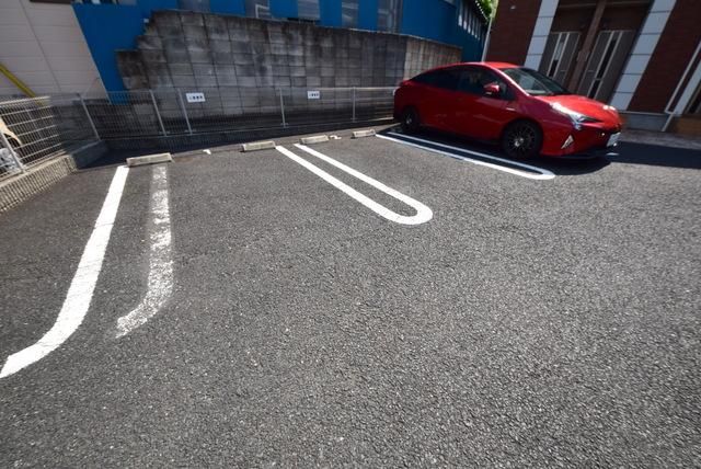 駐車場　敷地内駐車場