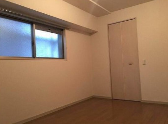 その他部屋・スペース　落ち着いて過ごせるお部屋なので、寝室にいかがでしょうか