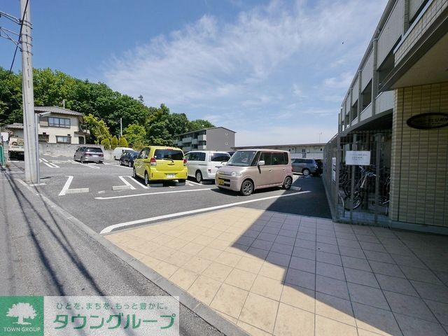 駐車場　敷地内駐車場