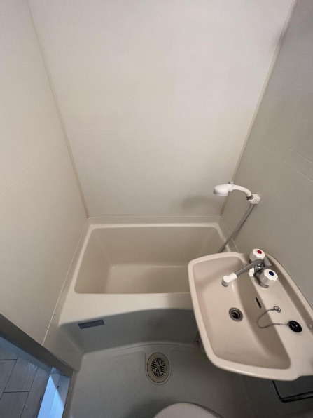 バス・シャワールーム　別部屋参考写真