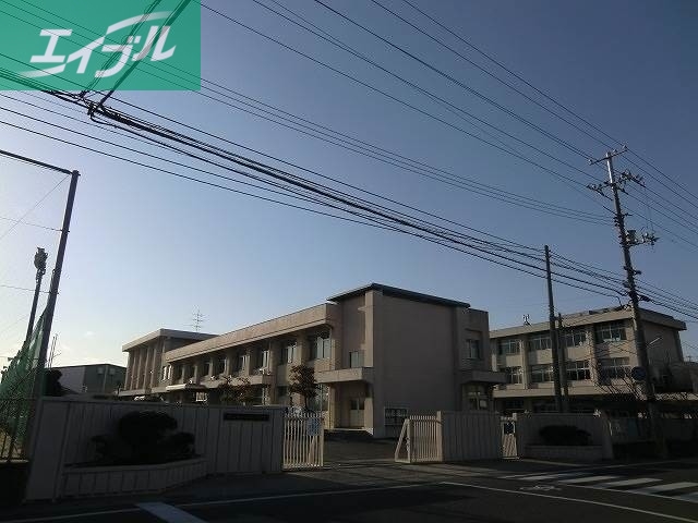 中学校　岡山市立御南中学校（中学校）まで1172m