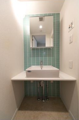 洗面設備　他のタイプのお写真です