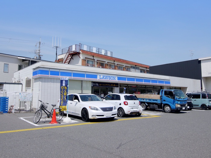 コンビニ　ローソン（コンビニ）まで250m