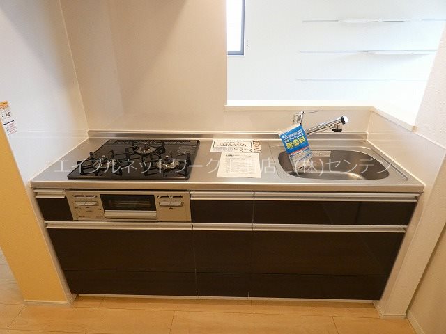 キッチン　写真は203号室です（参考）