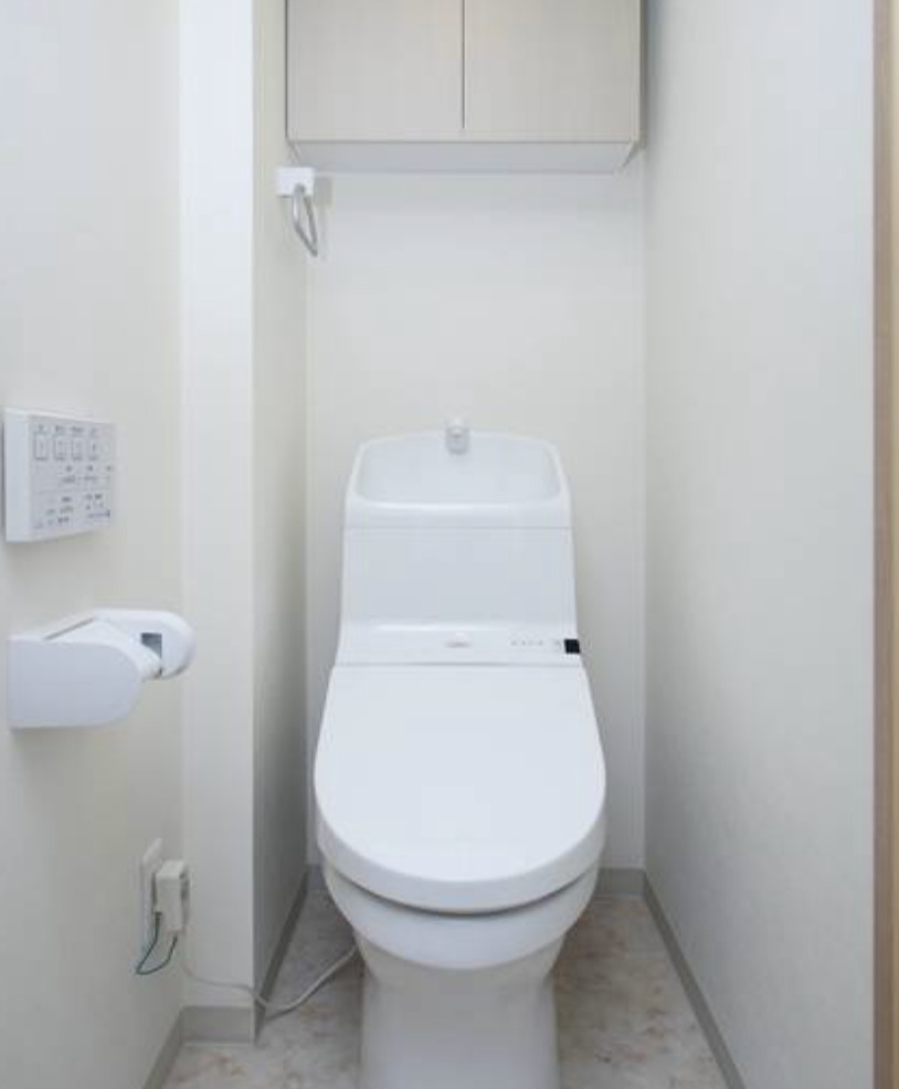 ＪＲ総武線 船橋駅 徒歩10分 4階建 築10年のトイレ写真
