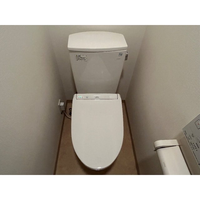 フェニックス初台弐番館のトイレ写真