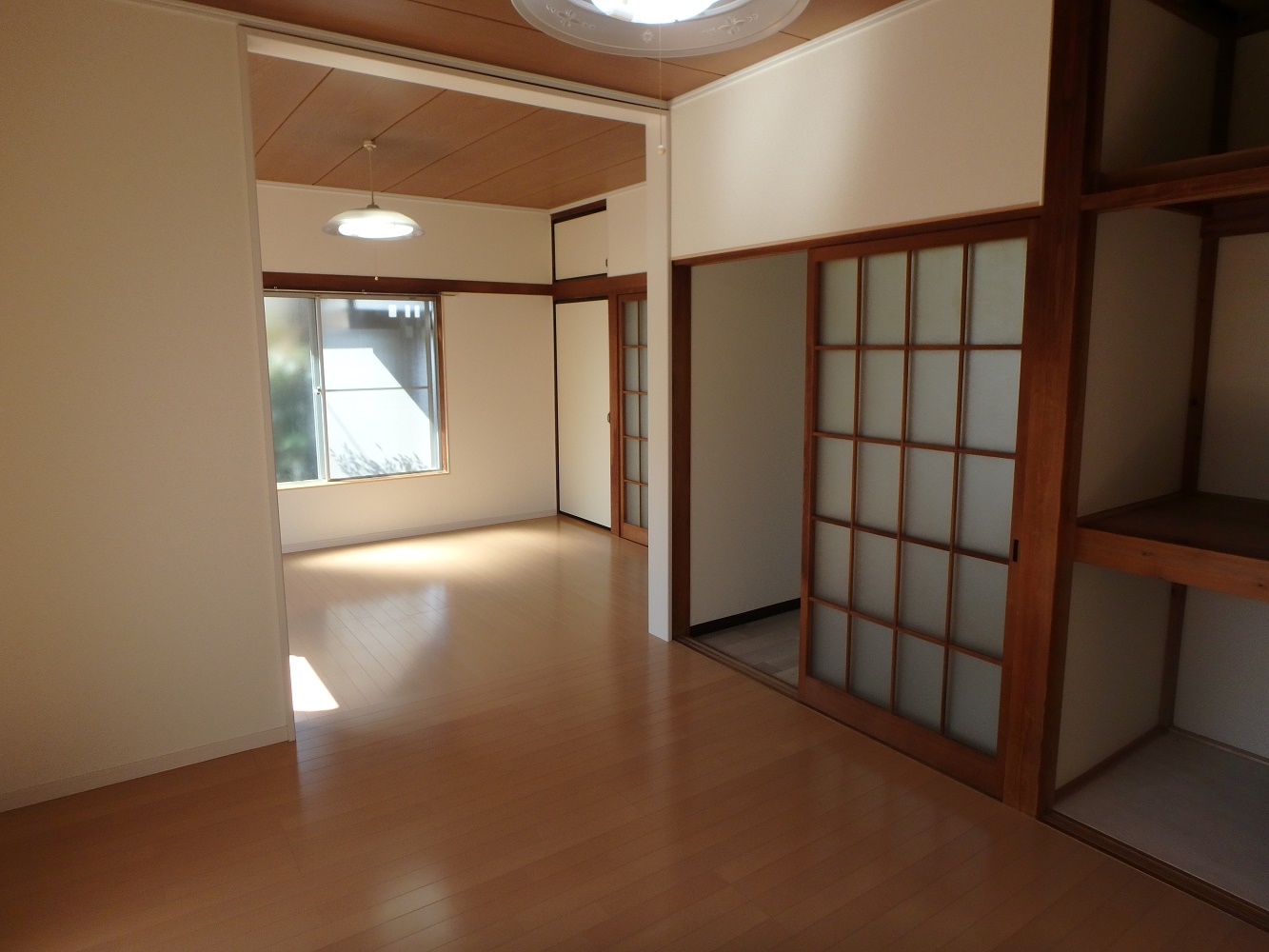 こふじ荘の居間写真
