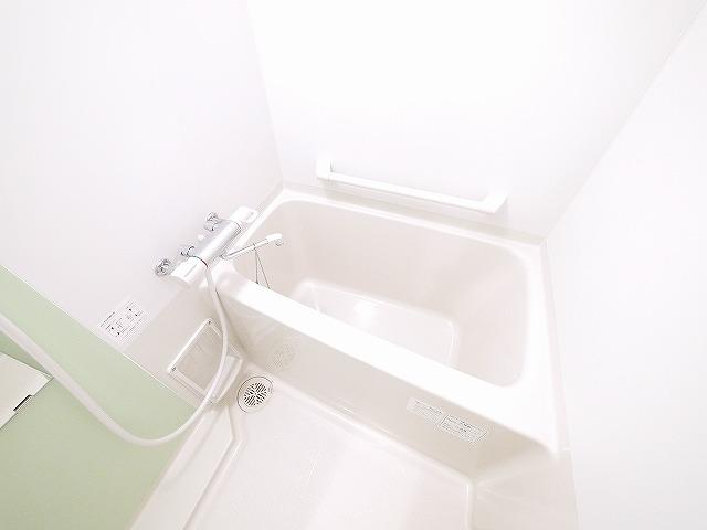 バス・シャワールーム　お風呂です