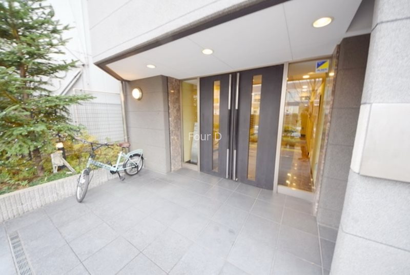 エントランス　★見学予約受付中★