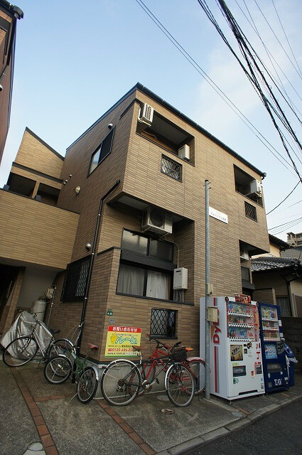 西鉄天神大牟田線 井尻駅 徒歩3分 築22年