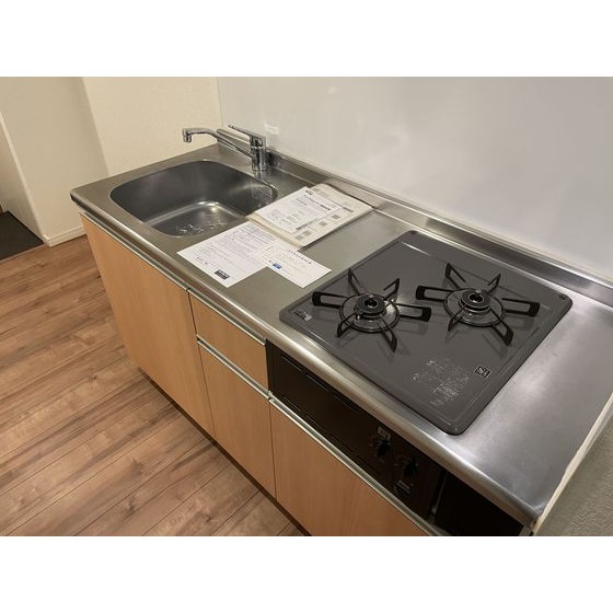 キッチン　※同タイプ別部屋の写真です。現況優先。