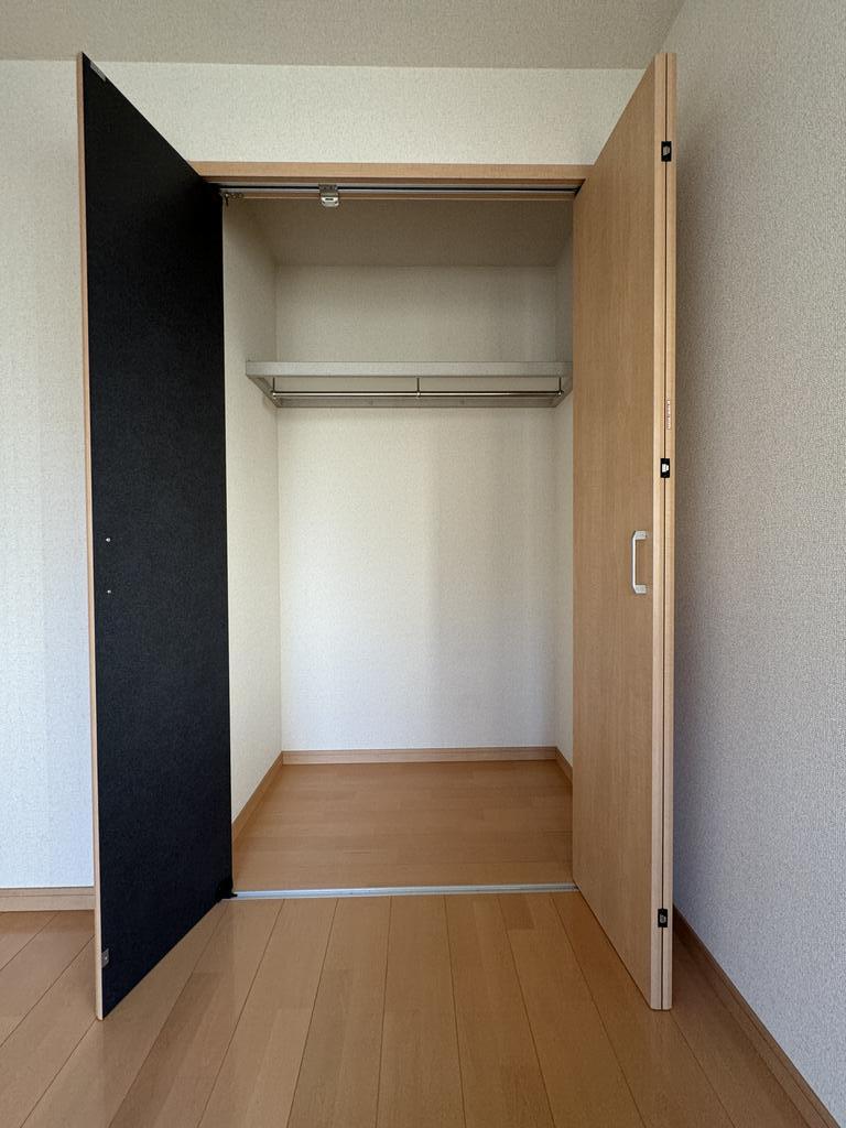 収納　クローゼット