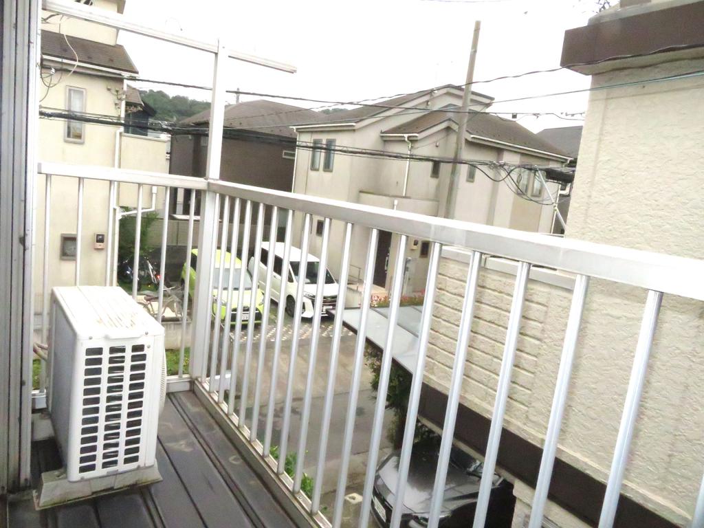 その他設備　広々としたバルコニー