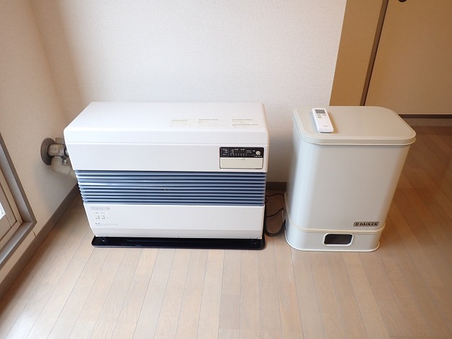 その他　FFストーブ完備