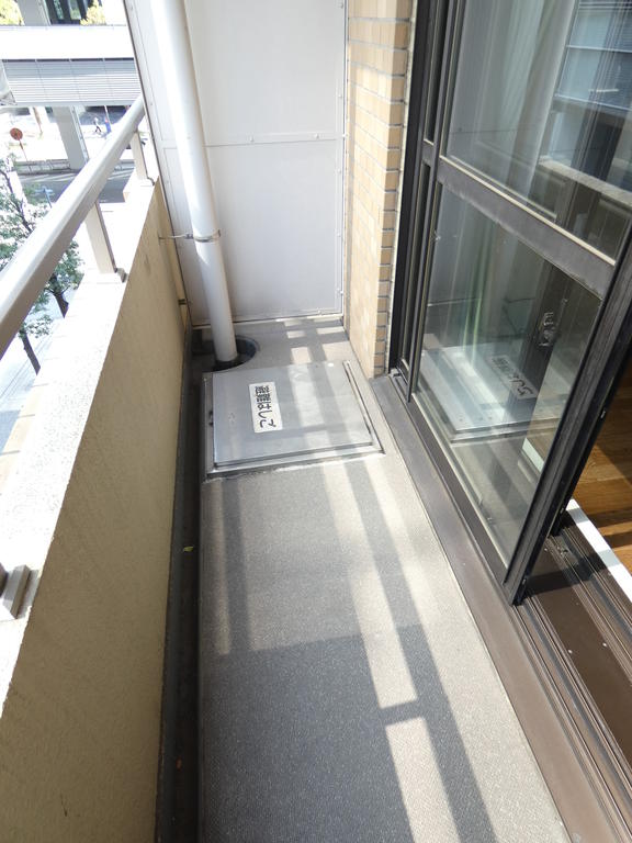 バルコニー　バルコニー