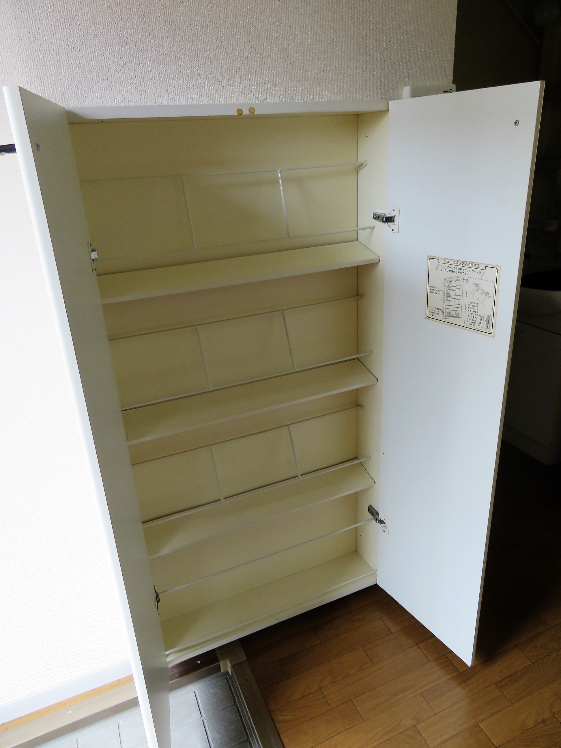 玄関　シューズボックス付きです！