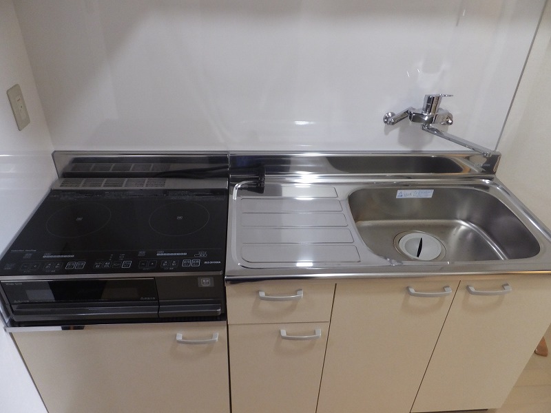 キッチン　グリル付き２口IHで調理も快適！