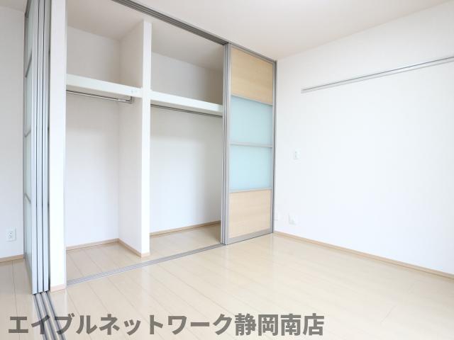 収納　十分な収納スペースがあります