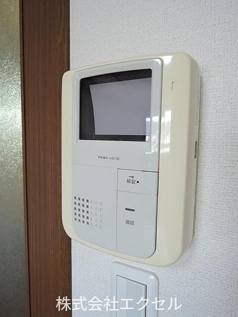 セキュリティ　モニター付きインターホンです。