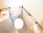 トイレ　浴室とトイレは同室となります。