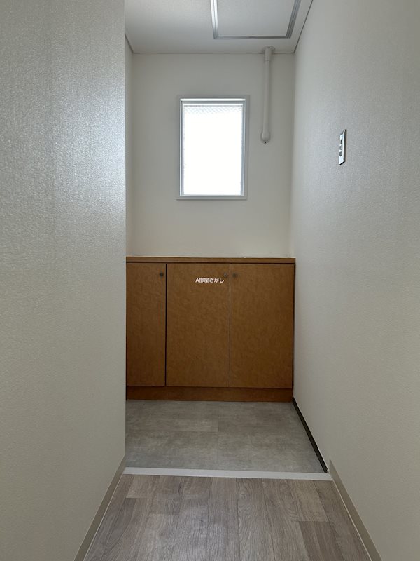 玄関　※別間取り参考写真