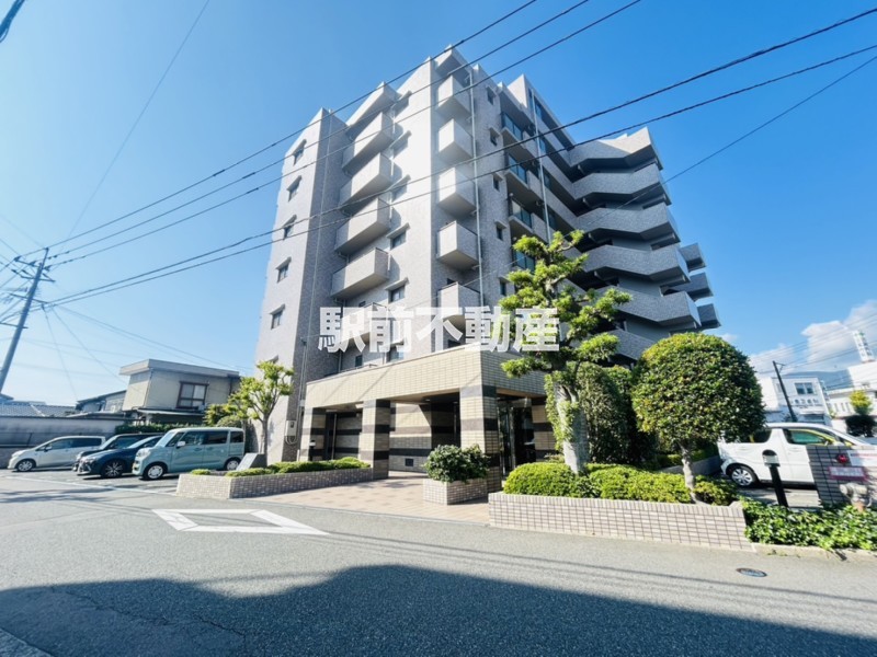 鳥栖市宿町のマンションの建物外観