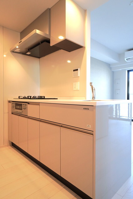 キッチン　※写真は同タイプ住戸です。