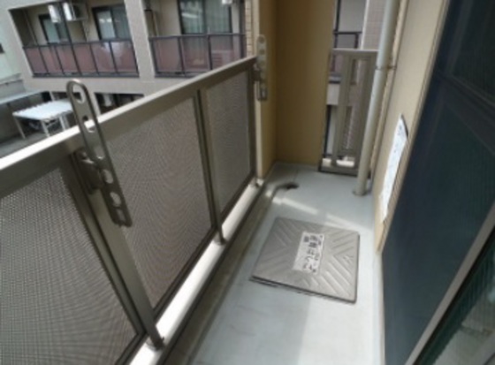 バルコニー　※他号室の写真です。