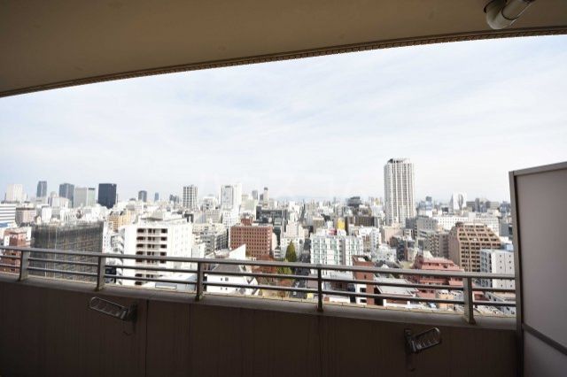 【大阪市西区南堀江のマンションの眺望】