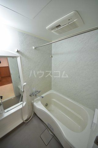 【大阪市西区南堀江のマンションのバス・シャワールーム】