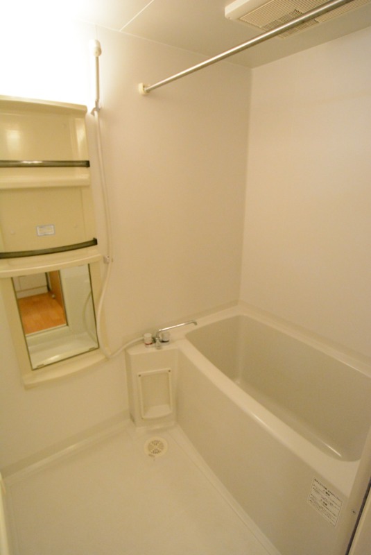 バス・シャワールーム　浴室乾燥機付き