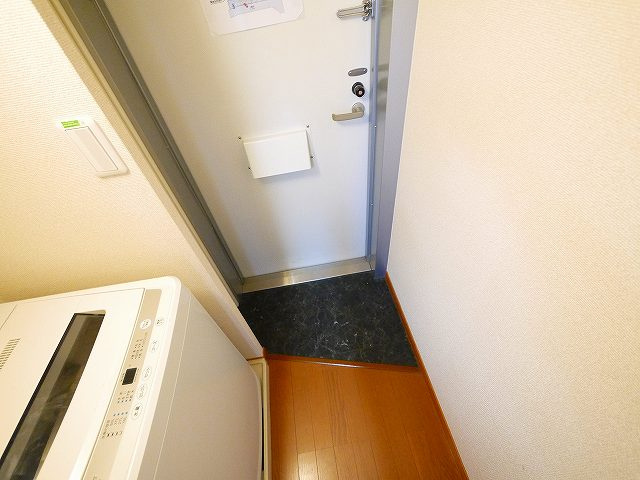 玄関　シンプルで使いやすい玄関です