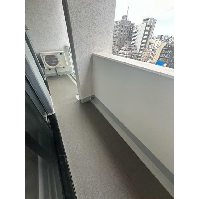 【台東区下谷のマンションのバルコニー】