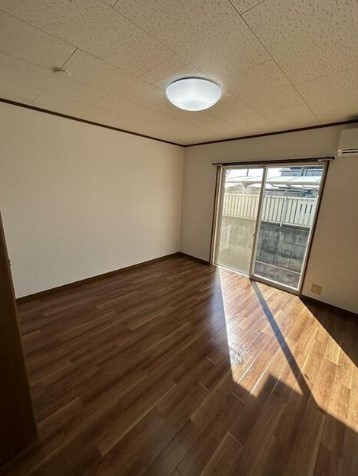 居室・リビング　南面採光