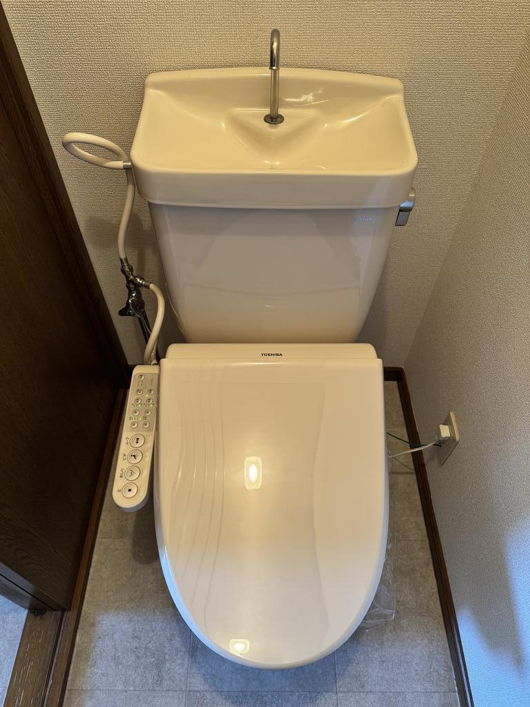 トイレ　トイレ