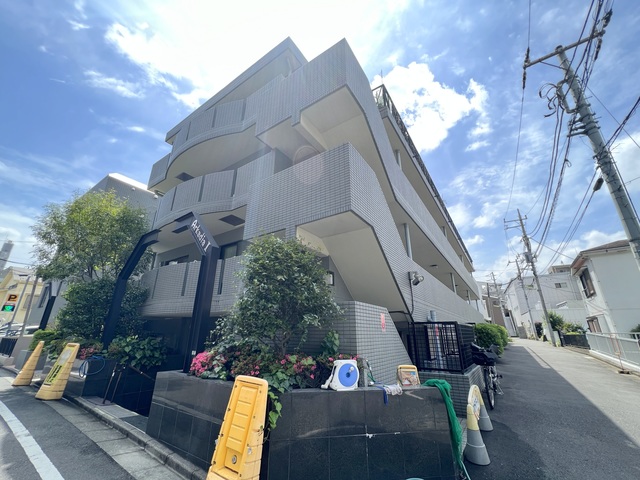 アルカディアIの建物外観