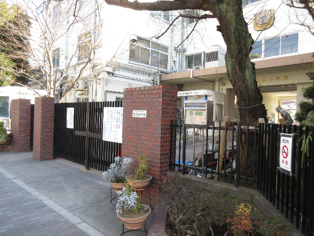 小学校　荒川区立大門小学校（小学校）まで500m