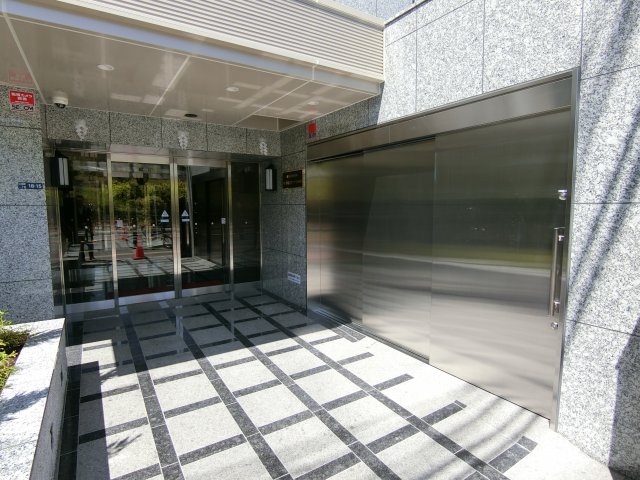 エントランス　詳細は、RISUMO江坂本店→06-6155-7137まで♪