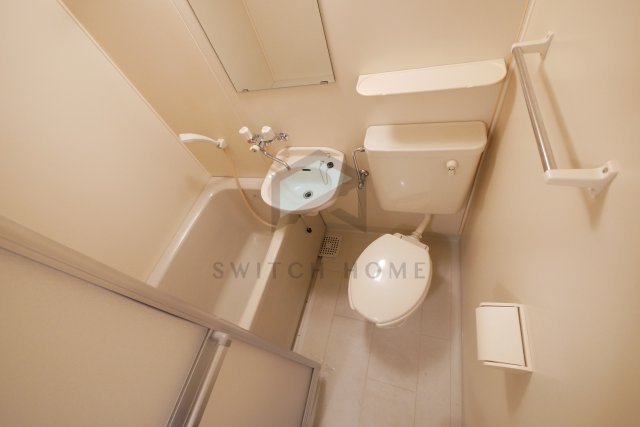 バス・シャワールーム　お風呂です