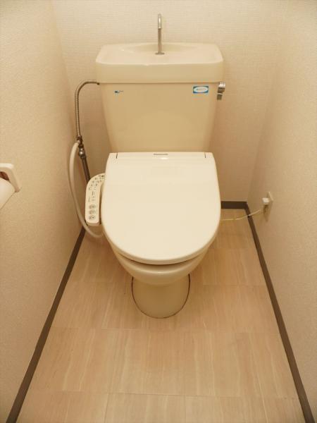 トイレ　トイレ